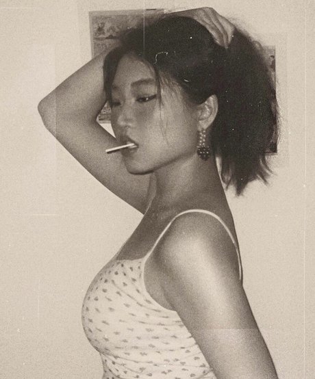 Vicki Mranrr 最高のスター 画像