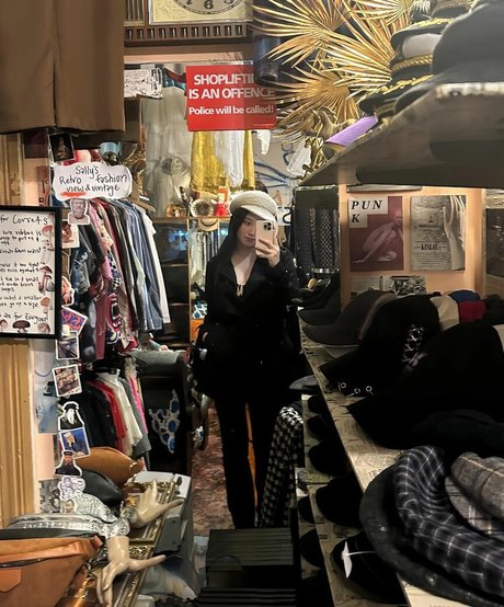 Vicki Mranrr セクシーなポルノスター 写真