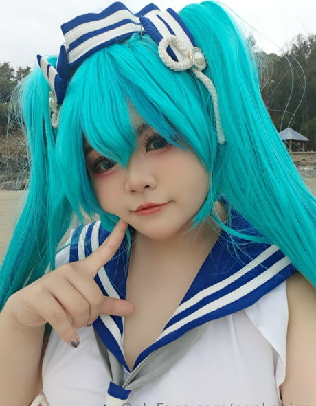 デカ尻ジーンズ OnlyFans 美しい 画像
