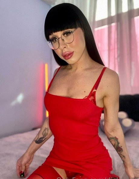 dicksy ts ヌード女優 画像