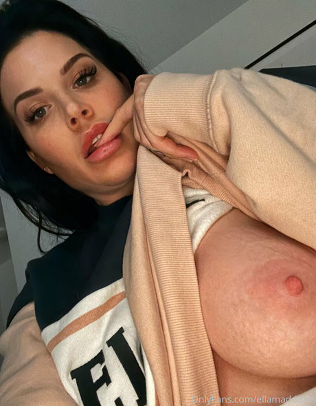 ellamaddison ポルノスター 高品質 写真