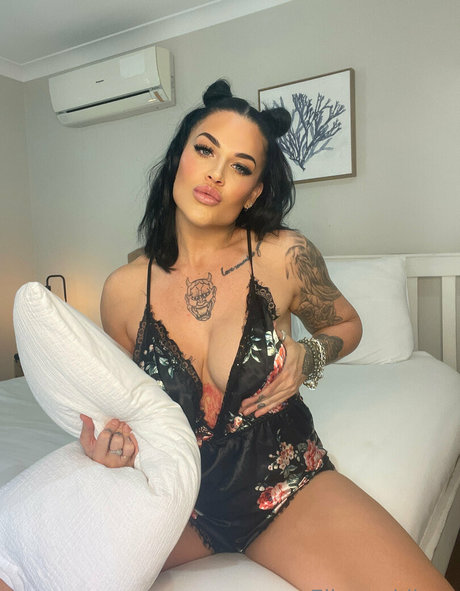 ellamaddison 独占モデル 写真