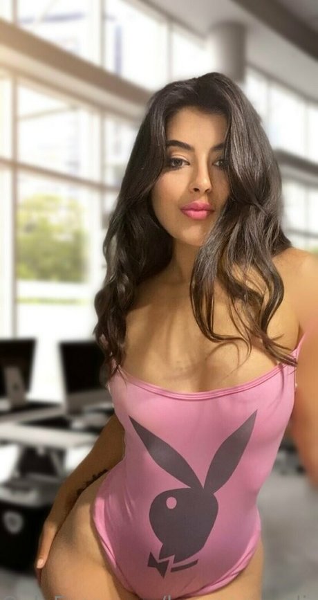 luzyannerotic 美しいスター 写真