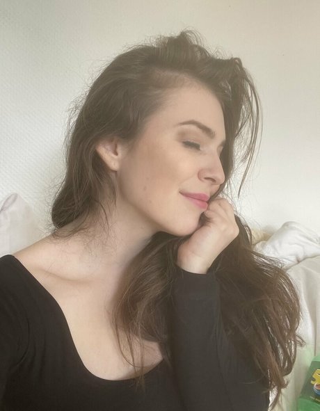 nataschasophiaafree ヌードスター 写真