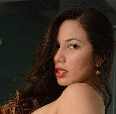 anailove アダルト女優 写真