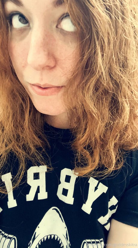 goddesskitra 完璧なポルノスター ギャラリー