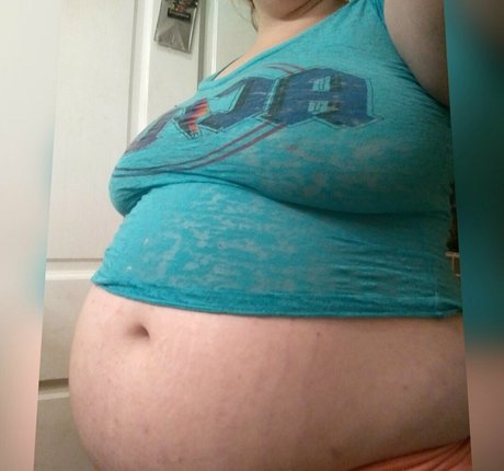 phoebefatter エロティックなモデル 写真