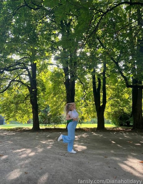 Dianaholiday 高品質のスター 写真
