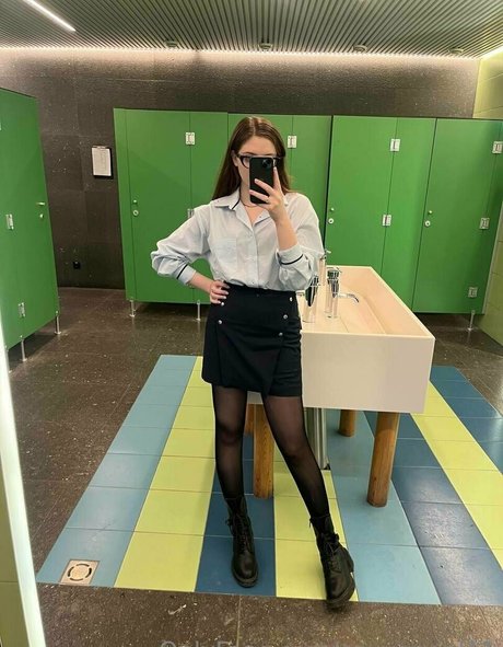 sofiaa2307 ポルノスター セックス アーカイブ