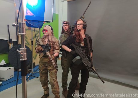 Femmefataleairsoft ポルノスター 写真