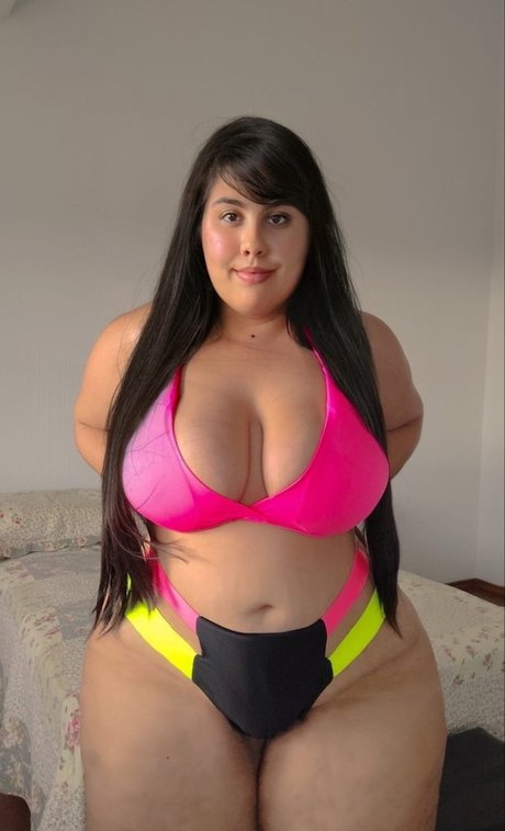 Bia Novaes かわいいスター 写真