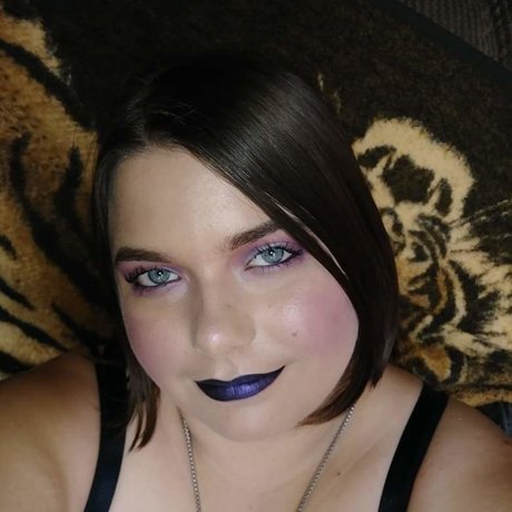 Astrid Loredo セクシーモデル 写真