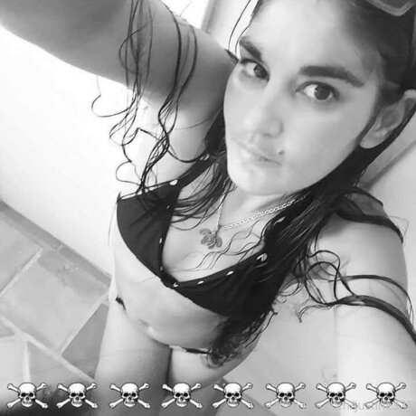 Beach Chick 321 profile image