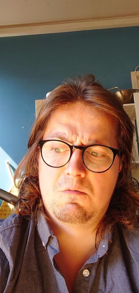 Magnus セクシーなポルノスター 画像