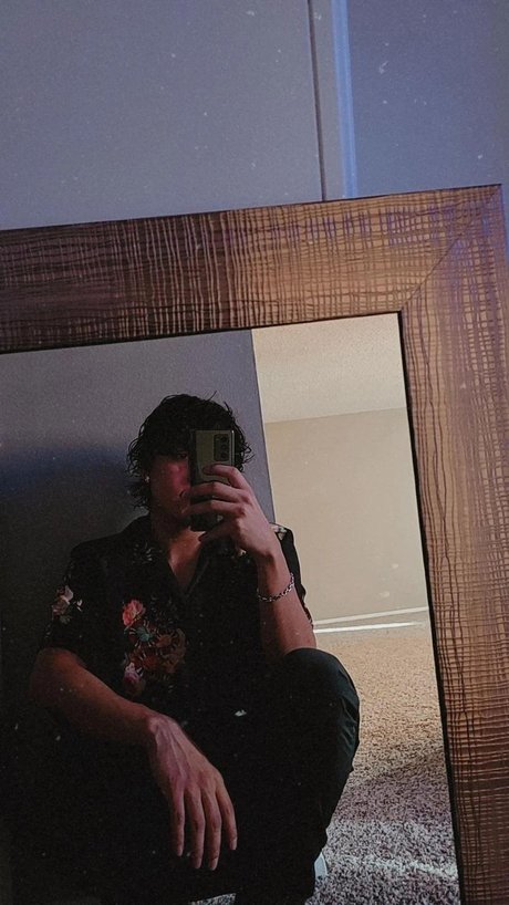 Michael I 美しいポルノスター 写真