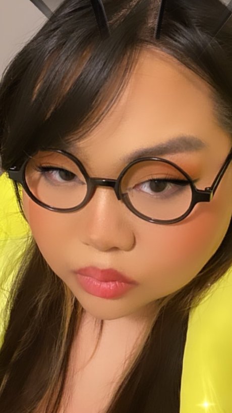 Mika mura セックスモデル 写真