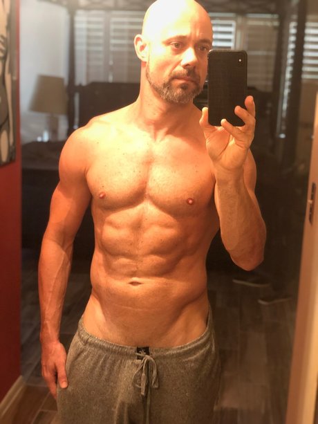 Michael D Foxxx 裸モデル 写真