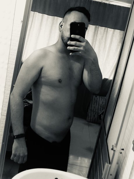Sneider Rincon ポルノモデル 画像
