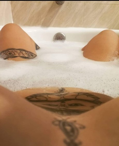 Mishu Cat 高品質女優 写真