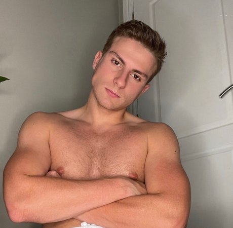 Handsome Hunk 美しいポルノスター 写真