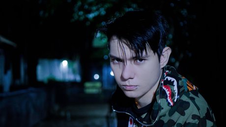 Mr AdamRoberts 独占スター 写真