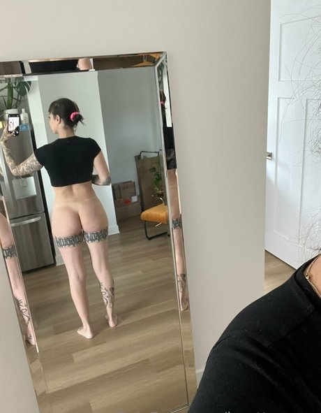 lorettaxrose セクシーモデル 画像