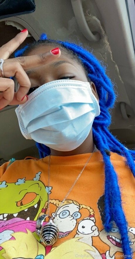 iwanthazelgrace セクシーモデル 写真