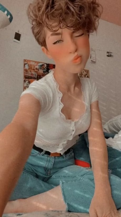 graceful addison エロティックモデル 写真