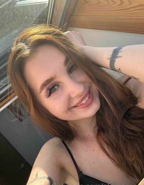 alexalungu top profile image