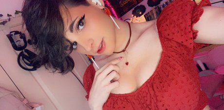 its peachybunnn 独占スター 画像