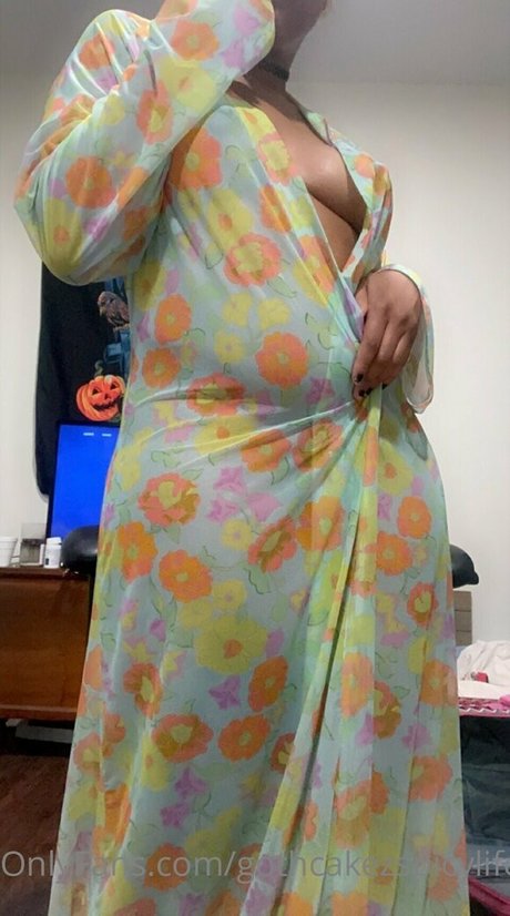 コスプレ 裸 OnlyFans 可愛い 画像
