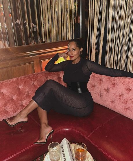 Tracee Ellis Ross アダルトモデル 画像