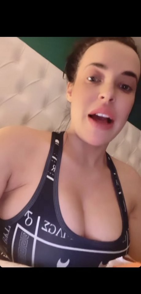 熟女痴女OnlyFans 無料裸 写真