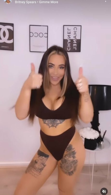 Stephanie Davis 独占女優 画像