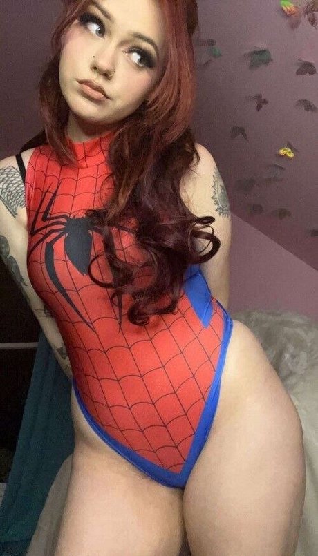 lleykt421 ホットなモデル 画像