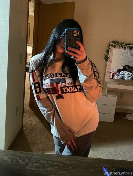 estherlynnriefree ヌードモデル ギャラリー