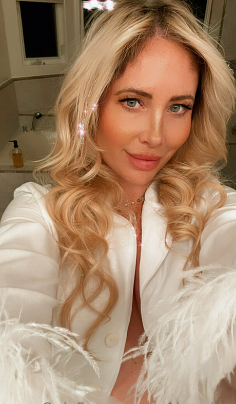 tashareign ポルノスター アート ギャラリー