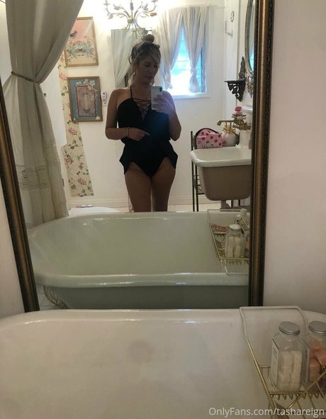 tashareign profile image