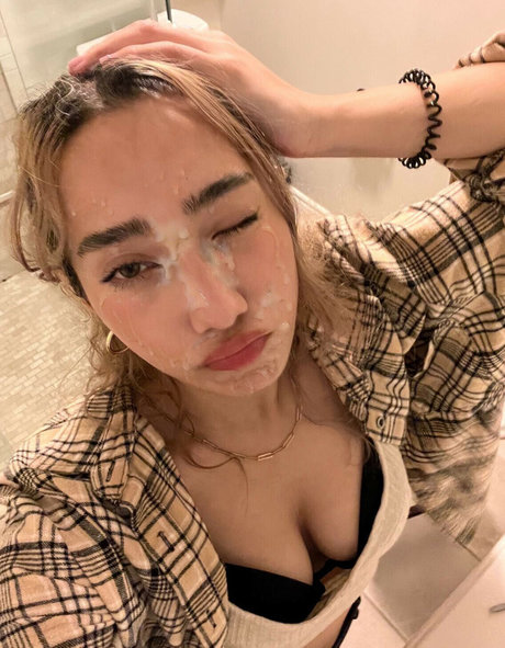 Sabrina Pezeshkian ポルノスター ギャラリー