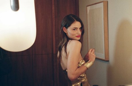 Phoebe Tonkin 素敵なモデル 写真