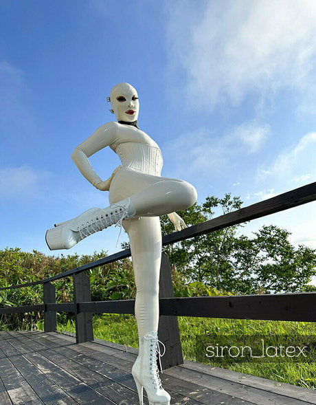 siron latex ポルノモデル アーカイブ
