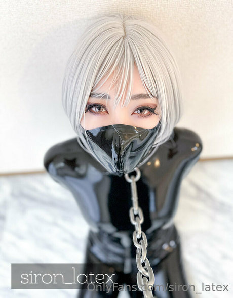 siron latex スターセックス 写真