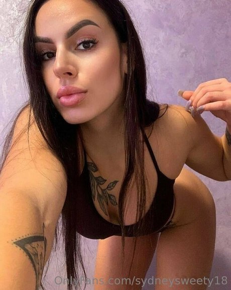 sydneysweety18 ポルノスター xxx 画像