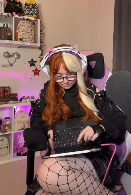 Lyssaurora かわいいスター 写真
