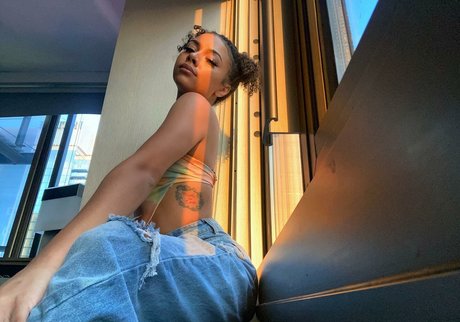 Alix Lapri profile image