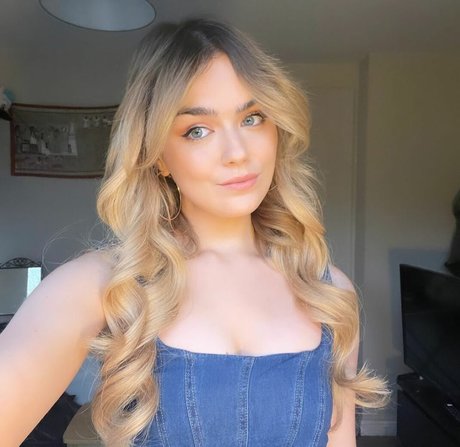 Megan Walsh ホットなポルノスター 写真