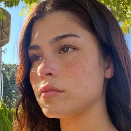 Dylan Conrique 無料スター 写真