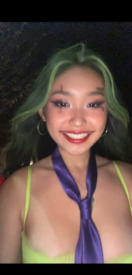 Chaela 独占ポルノスター 写真