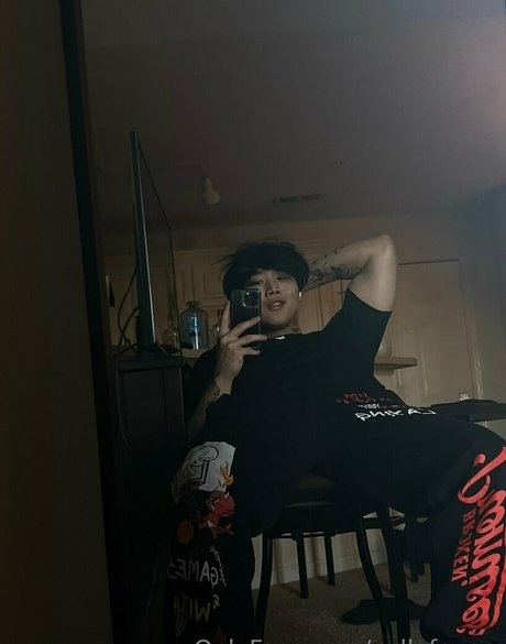 will pyun セクシーモデル 画像