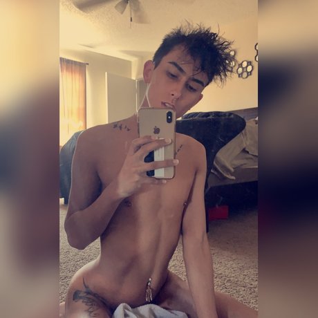 Dylan Matthews HDモデル 写真